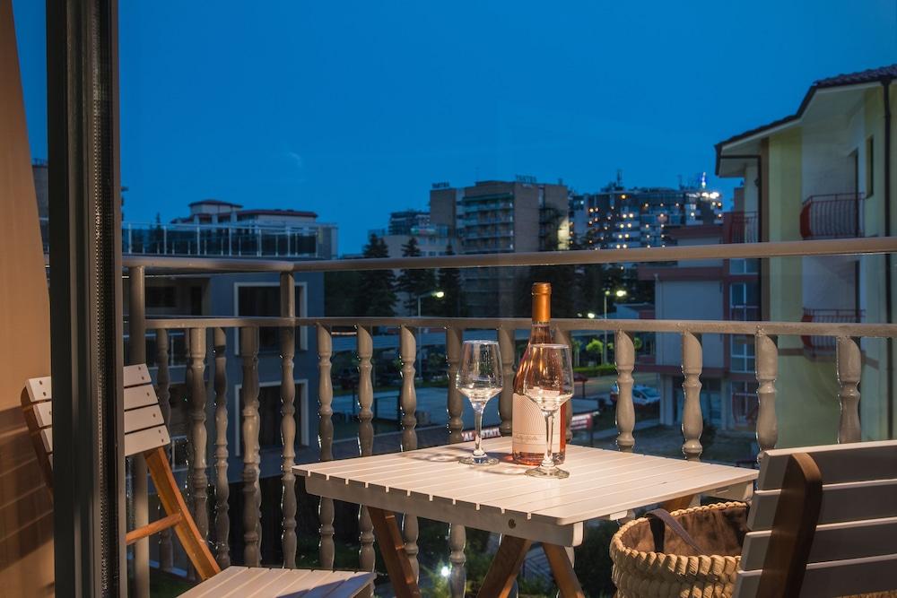 Tm Deluxe Hotel ساني بيتش المظهر الخارجي الصورة