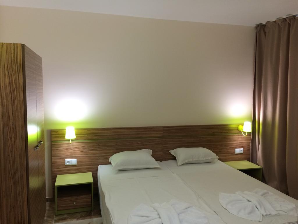 Tm Deluxe Hotel ساني بيتش الغرفة الصورة